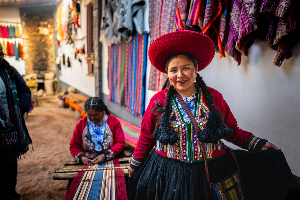 Portrait of a chinchero indigenous woman on a textile industry, in Chinchero district, Peru